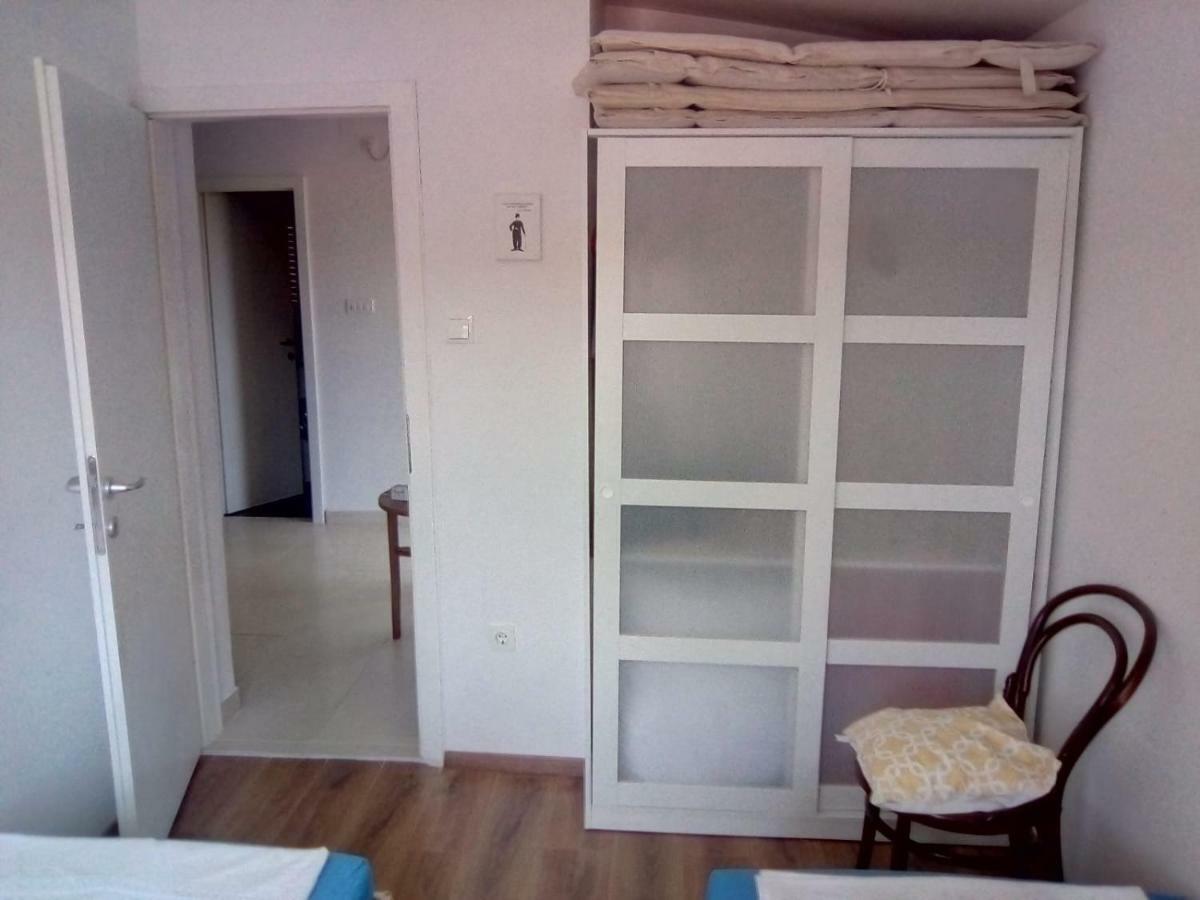 Relax Garden Apartment Stari Grad  Exterior photo